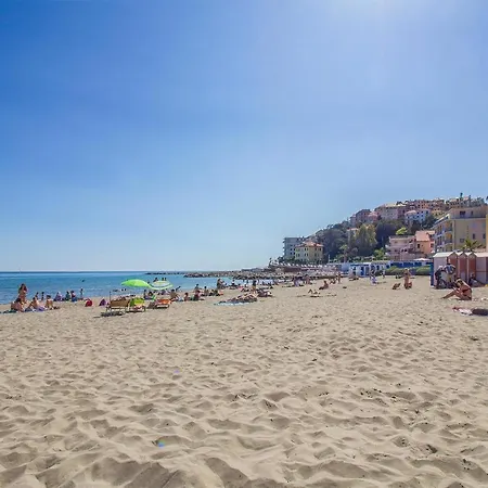 Holiday home In With Wifi San Lorenzo al Mare