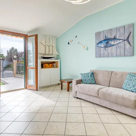 Lovely Home In San Lorenzo Al Mare Feriehus