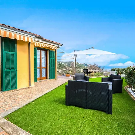 Holiday home In With Wifi *