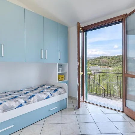 Dom wakacyjny Lovely Home In San Lorenzo Al Mare San Lorenzo al Mare