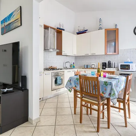 Lovely Home In San Lorenzo Al Mare * San Lorenzo al Mare